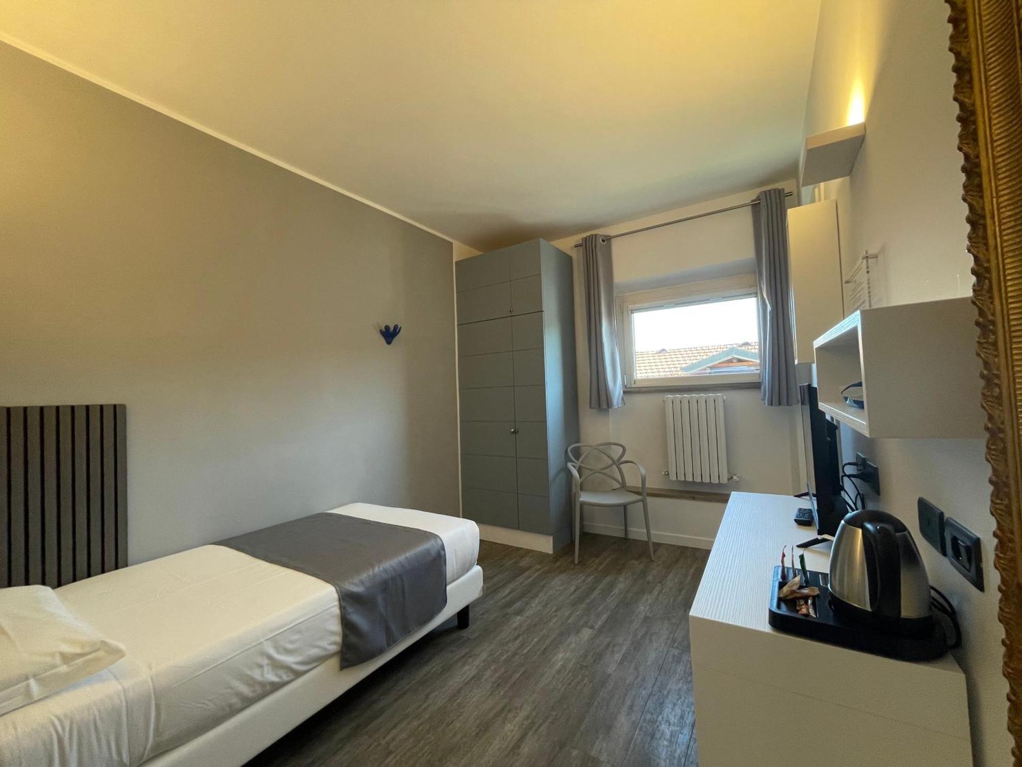 Hotel Europa Varese Kültér fotó
